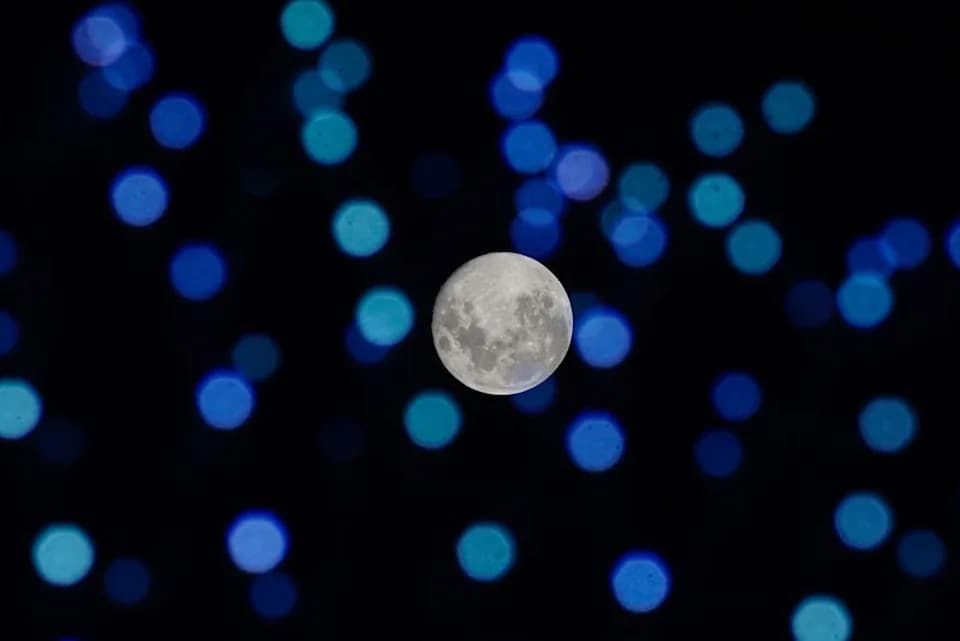 Šta gledati na nebu u novembru: najsjajniji Supermesec 2025. i spektar meteora