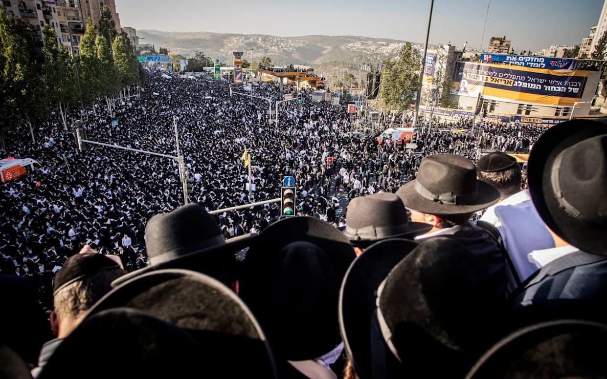200.000 ultraortodoksnih Jevreja blokiralo Jerusalim: "Molitvom štitimo Izrael" — kriza oko obavezne vojne službe