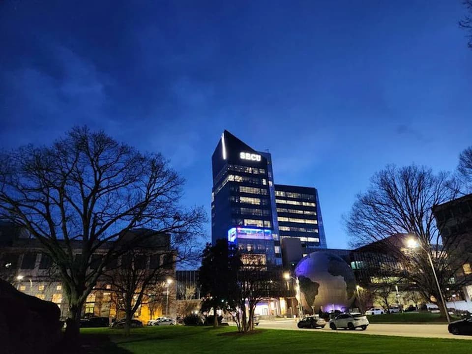 Pravi identitet „duelirajućih“ dinosaurusa u Raleju otkriven — guverner Stein: „otkriće decenije“