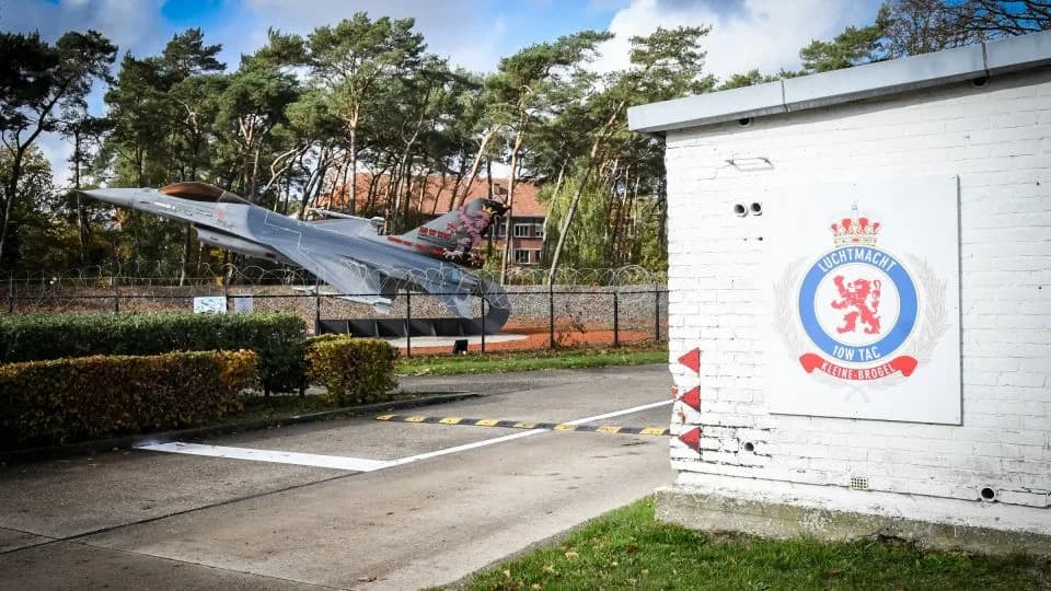 Dronovi iznad Kleine‑Brogel: ministar odbrane tvrdi da su špijunirali F-16 i skladišta municije