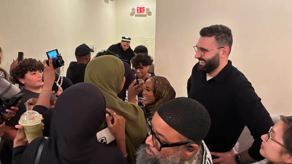 Motaz Azaiza — fotoreporter iz Gaze koji je preživeo: sada u Njujorku vodi humanitarni rad i traži put napred