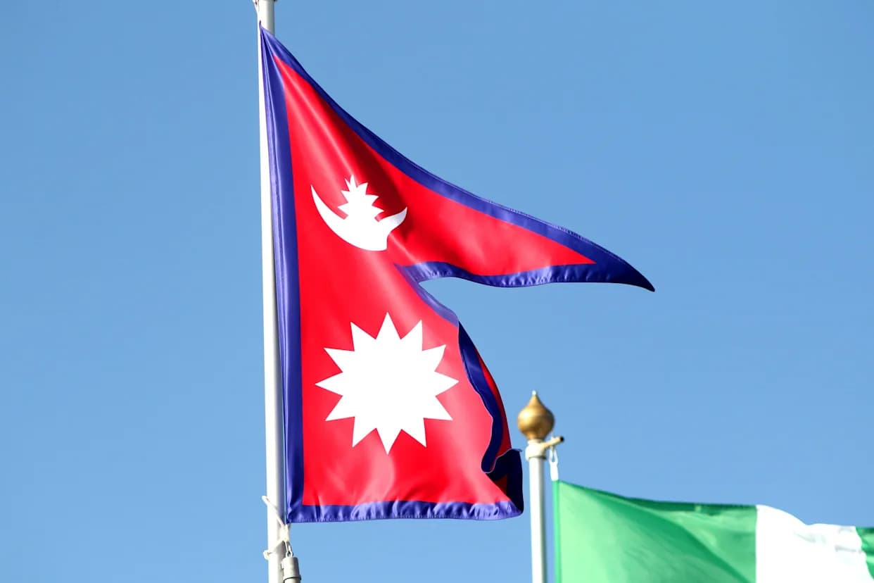 Tragedija na Yalung Ri: lavina poginula sedam osoba, među njima pet stranih planinara