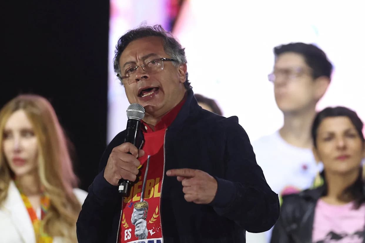 Petro obustavio razmenu obaveštajnih podataka sa SAD zbog raketnih napada u Karibima