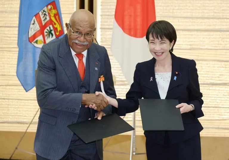 Premijerka Japana Sanae Takaichi: „Spavam 2–4 sata noću“ — talas kritika zbog 3h sastanka i razgovora o prekovremenom radu