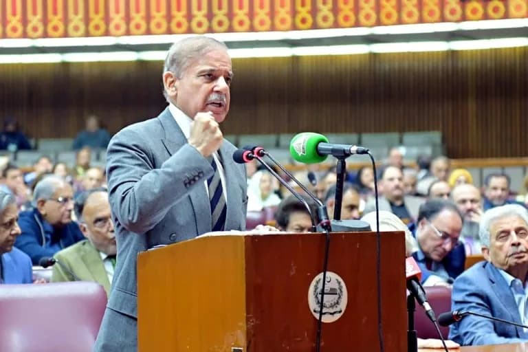 Pakistan: 27. amandman — doživotni imunitet za predsednika i vojne lidere, nova koncentracija moći