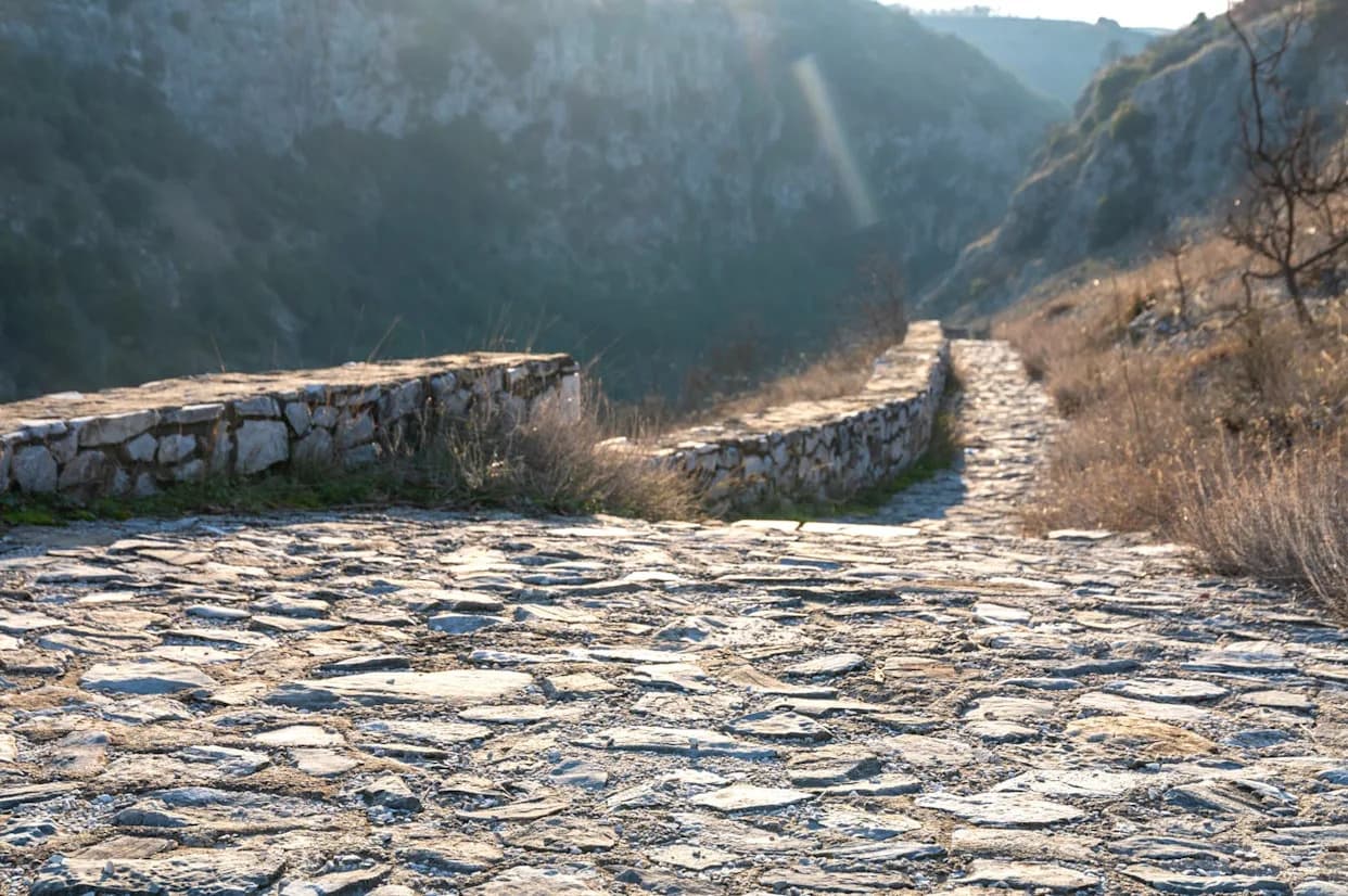 Novi digitalni atlas otkriva dodatnih 62.000 milja rimskih puteva — Itiner-e mapira mrežu iz 150. g. n. e.