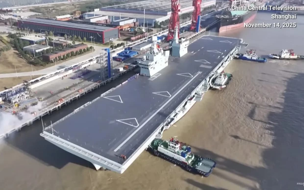 Kina testira "Sichuan": prvi svetski amfibijski nosač dronova sa elektromagnetnim katapultom