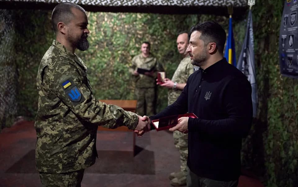 Svinja spasla ruske vojnike nagazivši na minu — preživela, ali povređena (snimak drona)