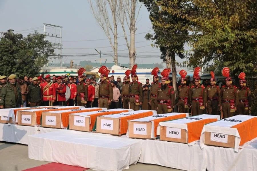 Tragedija u Kašmiru: slučajna eksplozija u policijskoj stanici — 9 mrtvih, 32 povređena