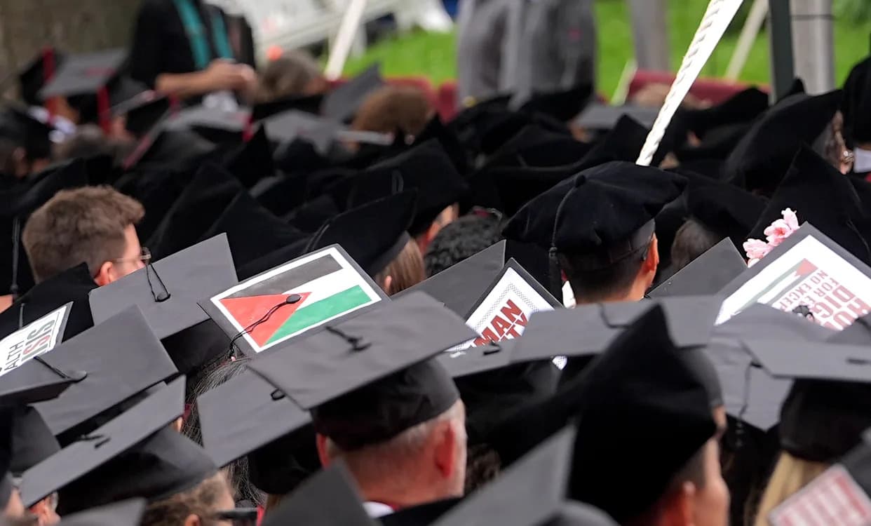 SAD i dalje privlače najbolje strane studente — ali opasnosti su realne