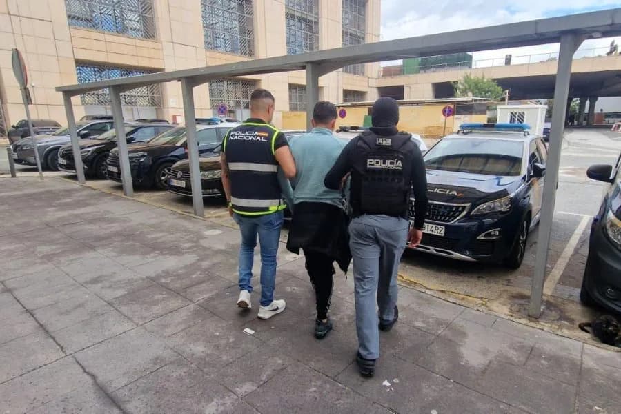 Uhapšen «Pipo» — navodni vođa bande Los Lobos priveden u Malagi nakon lažiranja smrti