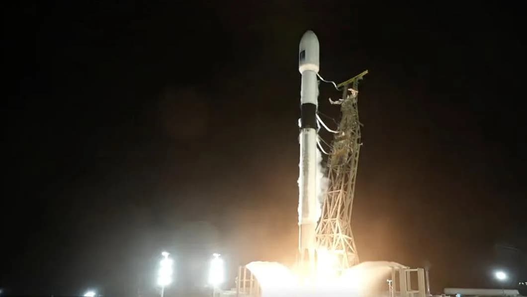 Falcon 9 uspešno lansirao Sentinel‑6B — novi satelit za praćenje nivoa mora i okeanske topografije