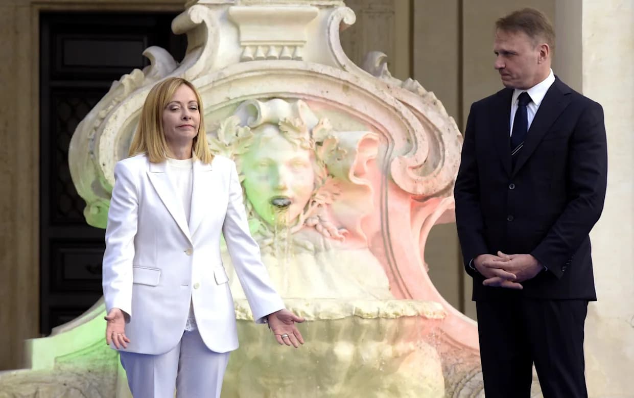 Skandal s „lažnom“ karbonarom: Braća Italije traže istragu u supermarketu Evropskog parlamenta