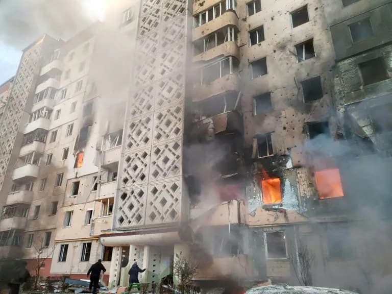 SAD navodno traže da Ukrajina prizna Krim i smanji vojsku, dok napad na Ternopolj ubio 26 ljudi