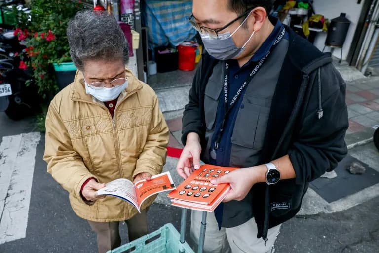 Tajvan deli narandžasti priručnik „In Case of Crisis“: šta sadrži i zašto izaziva raspravu