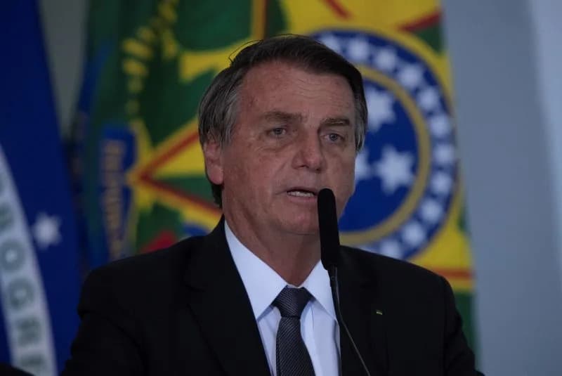 Bolsonaro priveden u Braziliji: sud sumnja na pokušaj bekstva pred početak 27-godišnje kazne