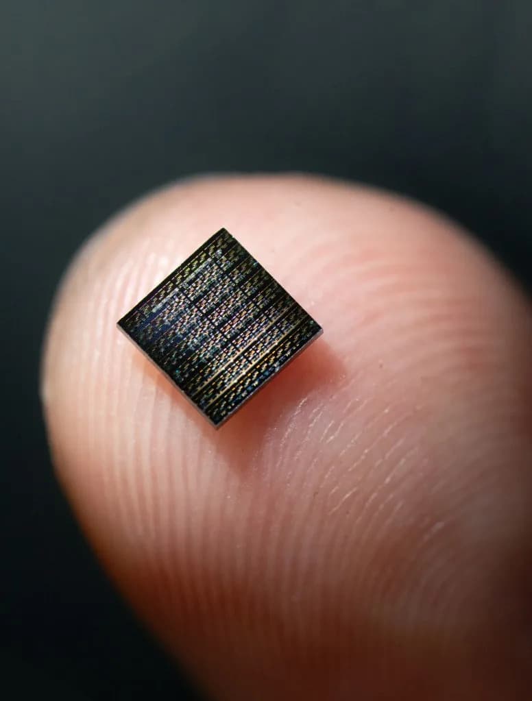 Moždano bojište: naučnici upozoravaju na rizik od „oružja koja menjaju svest”