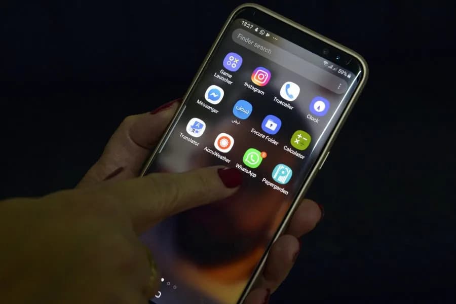 Ofcom traži strože mere: tehnologija mora bolje štititi žene i devojke od online zlostavljanja