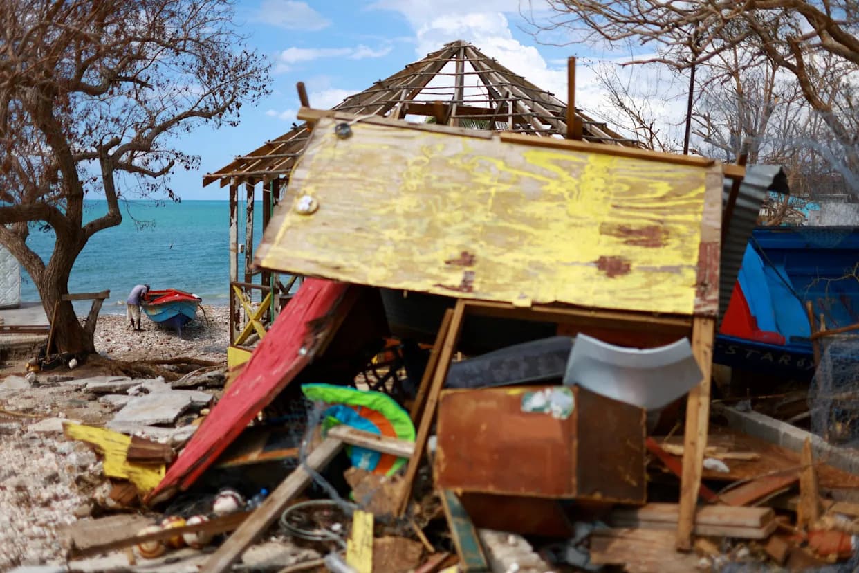 Jamajka obezbedila do 6,7 mlrd USD za trogodišnju obnovu posle razornog uragana Melisa