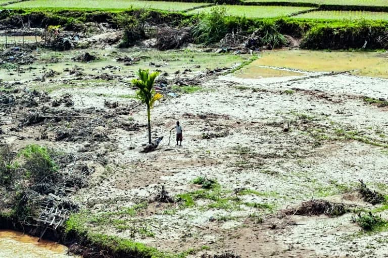 Preživeli slažu živote nakon razarajućih poplava u Jugoistočnoj Aziji — Novi pljuskovi u najavi
