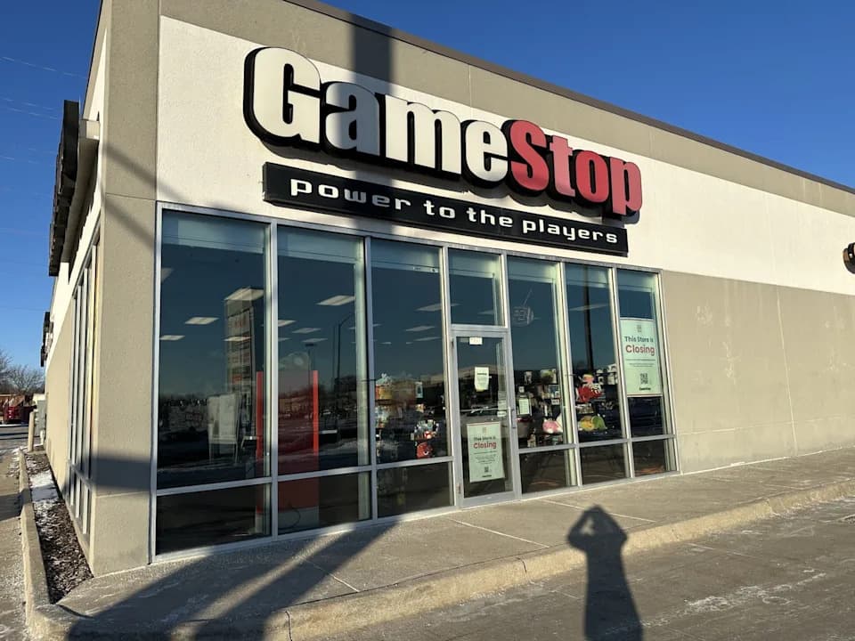 GameStop organizuje "Trade Anything Day" 6. decembra — donesite jedan predmet i zaradite trgovinski kredit