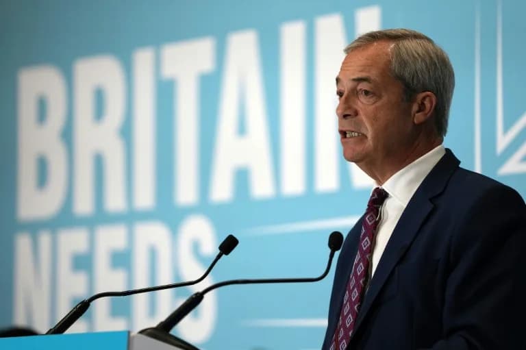 Farage U Falkirku: Reform UK Dobija Zamah Usred Protesta Zbog Imigracije