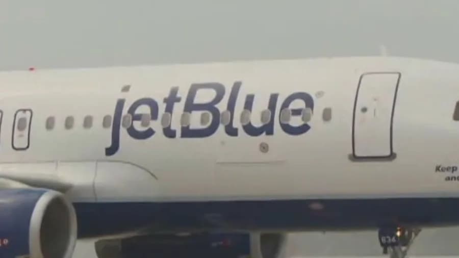 Kosmički bljesak kao mogući uzrok: JetBlue A320 naglo izgubio visinu i prinudno sleteo u Tampu