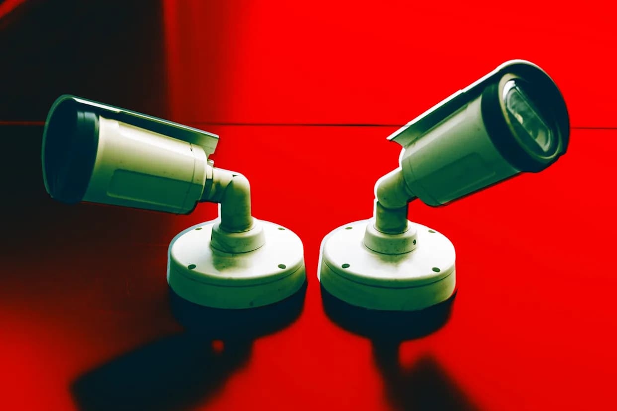 Vlada UK Gura Nacionalni Sistem Prepoznavanja Lica — NPL Otkrio Veće Lažno Pozitivne Stope Za Crnce i Azijate