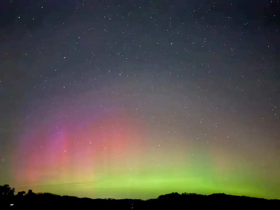 Pogledajte: Psi Saonica Jure Pod Blistavim Severnim Svetlima i Supermesecem u Fairbanksu