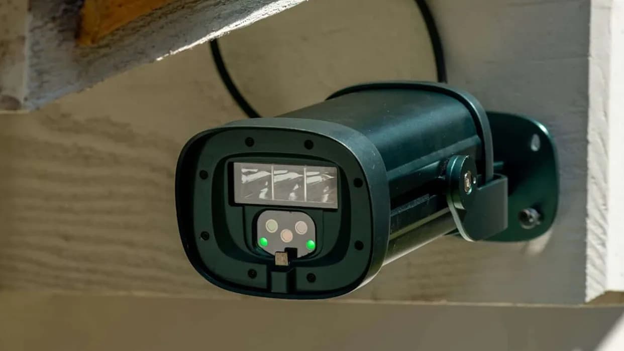 Zvučni "Zid" Protiv Požara: Kalifornijska Tehnologija Koja Može Štititi Domove i Poslovne Prostore