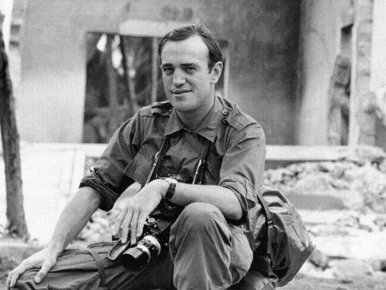 Peter Arnett, dobitnik Pulitzera i legendarni ratni dopisnik, preminuo u 91. godini