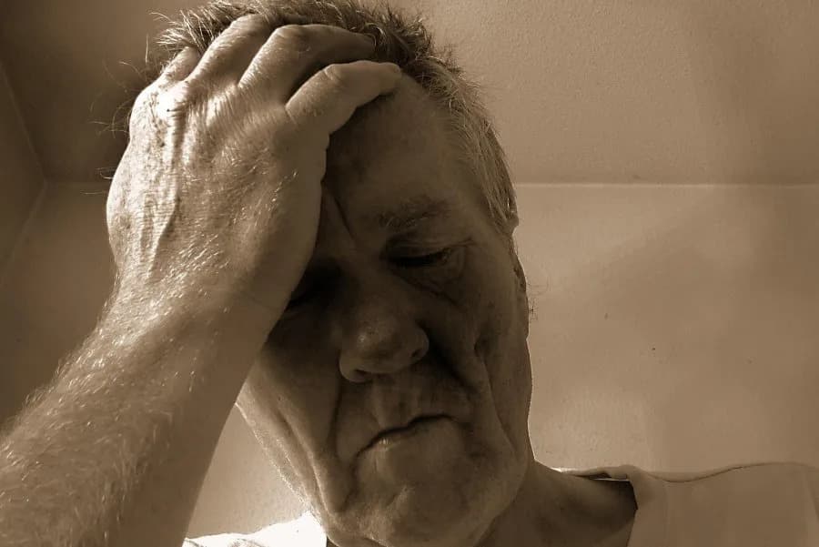 Identifikovano 32 Gena Koja Mogu Pokretati Long COVID: 13 Nova Otkrića i Tri Simptomatska Podtipa