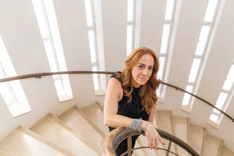 Yifat Merbl Među Desetoricom Koji Su Oblikovali Nauku 2025. Po Natureu — Otkrila Peptide Koji Uništavaju Bakterije