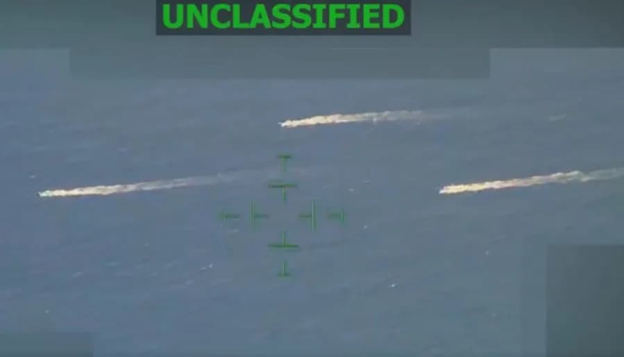 SAD Izvele Dva Smrtonosna Udarа Na Konvoje Brodova, Najmanje 8 Poginulo