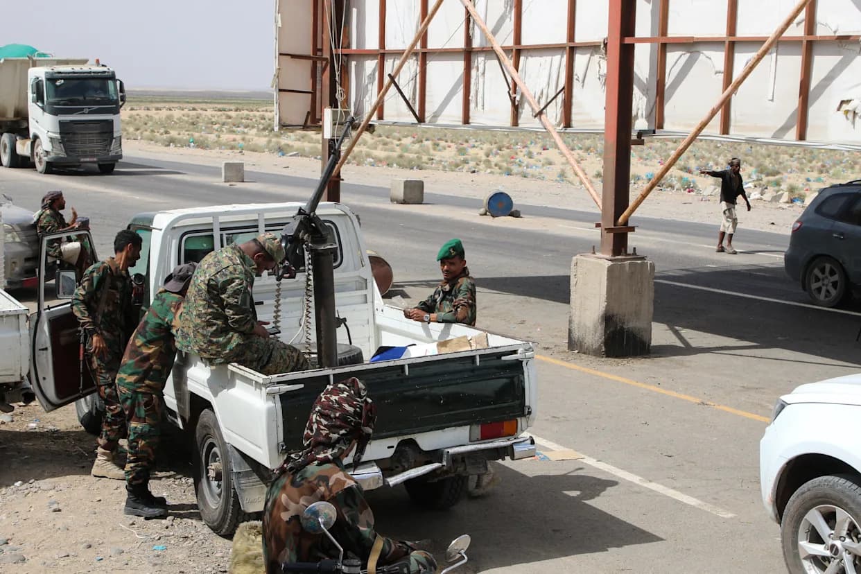 Vazdušni udari u Dhaleu nakon izostanka lidera STC‑a — koalicija tvrdi da se al‑Zubaidi "pobegao"