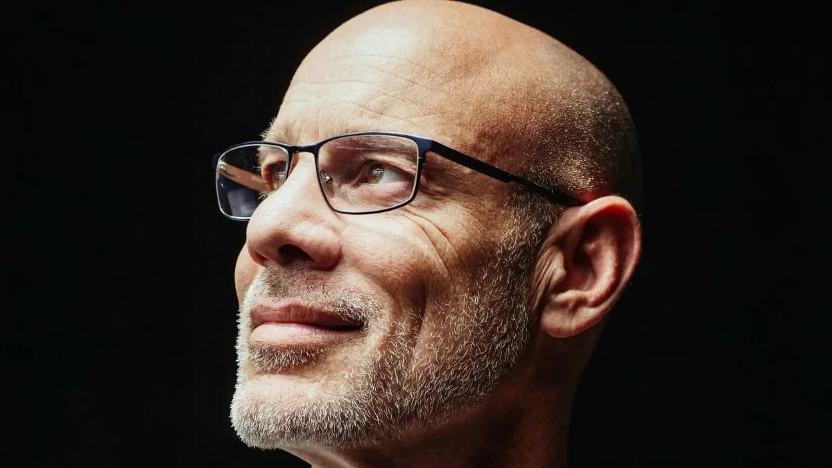 Neočekivani Proboj: Gel Sa Deoksiribozom Podstiče Snažan Ponovni Rast Kose Kod Miševa