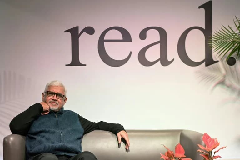 Amitav Ghosh: Pisac Koji Piše Za Buduće Generacije Dok Svet Gore