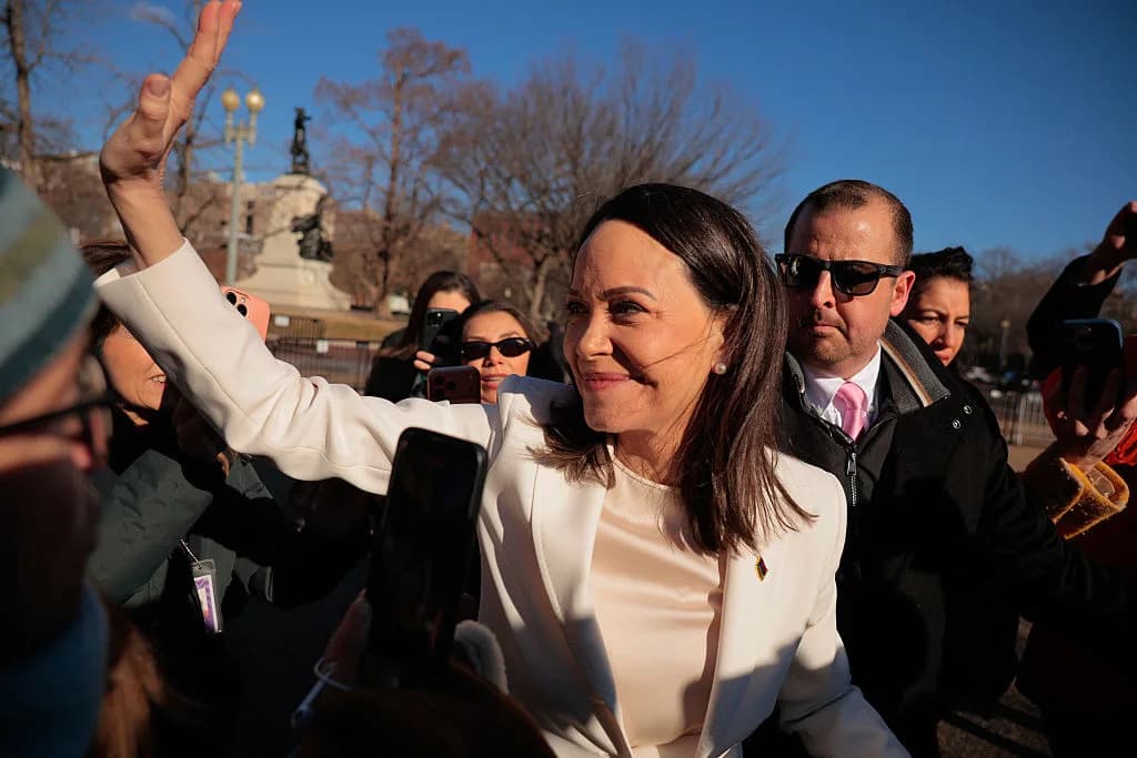 Machado Predala Nobelovu Medalju Trampu — Šta To Znači Za Nagradu i Sudbinu Medalja?