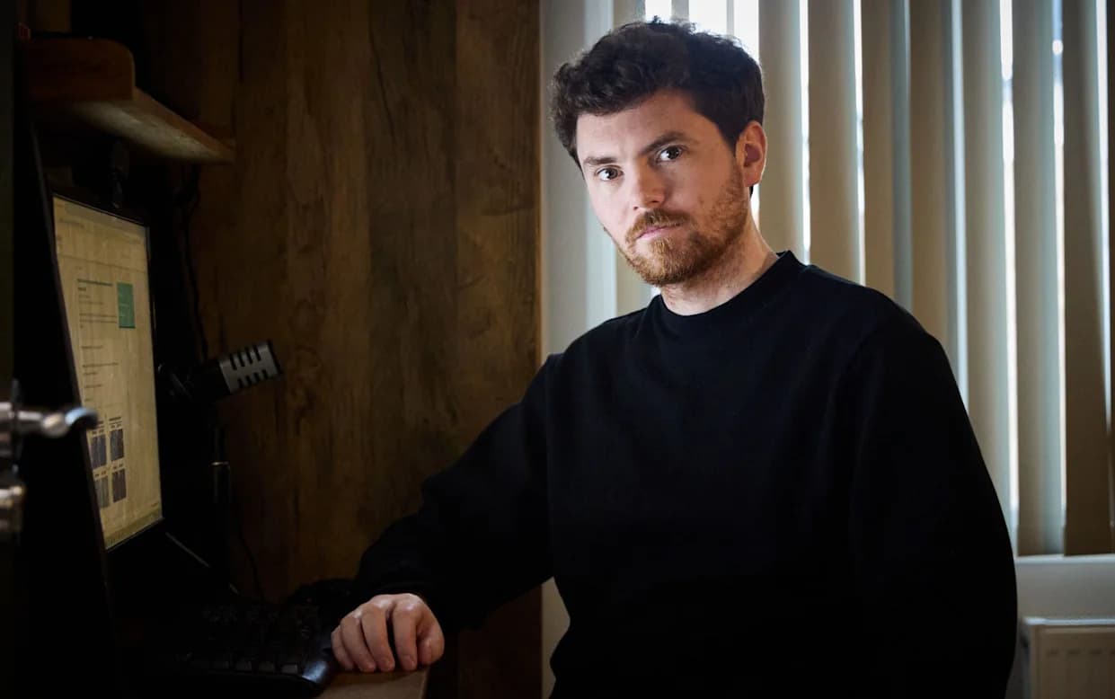 Kako je Sholto David Zaradio £2M Razotkrivajući Naučne Manipulacije