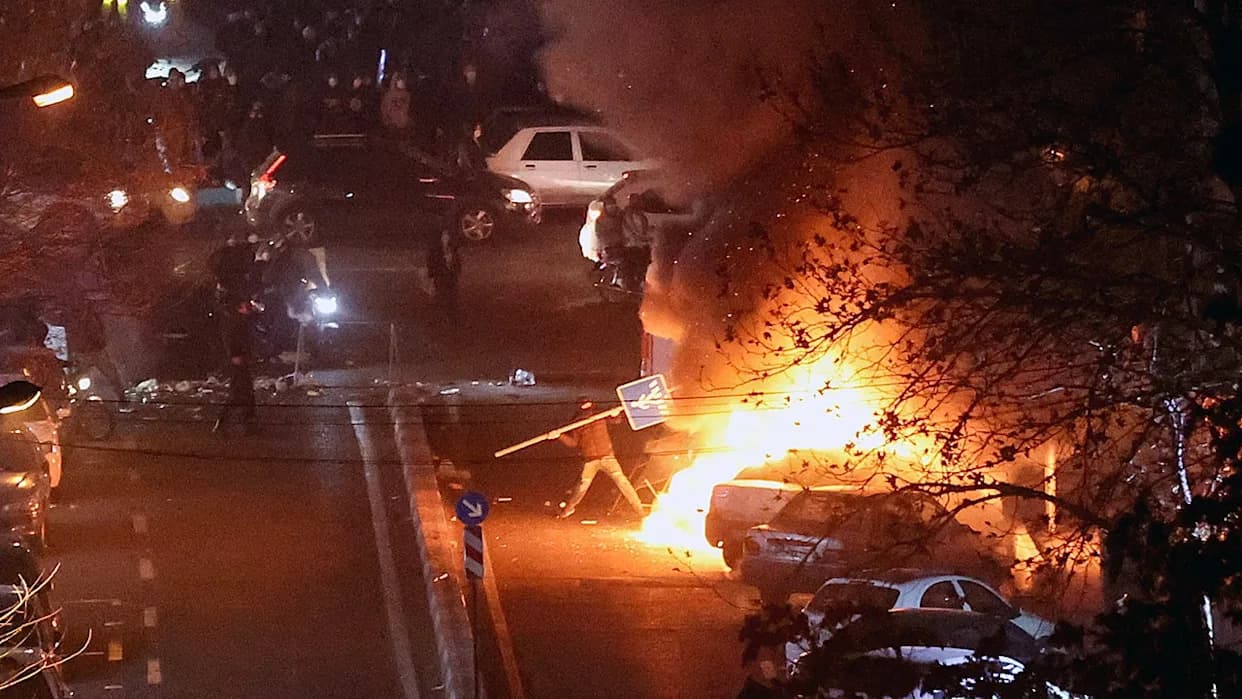 Optužbe: Maloletnici Seksualno Zlostavljani u Pritvoru, Porodicama Naplaćuju Do 10 Milijardi Rijala Za Preuzimanje Tela