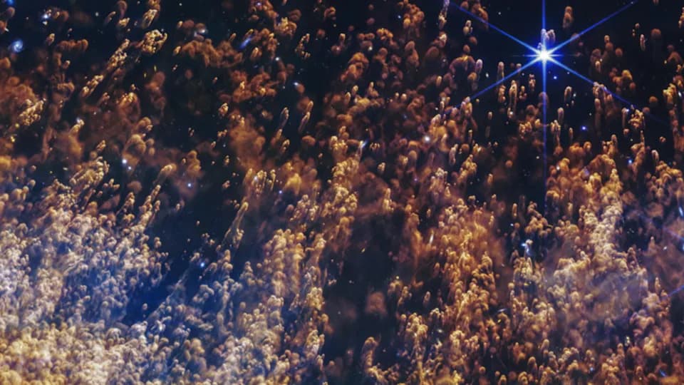 James Webb Otkrio „Oko Boga“: Heliksova Maglina Kao Kosmička „Lava Lampa“