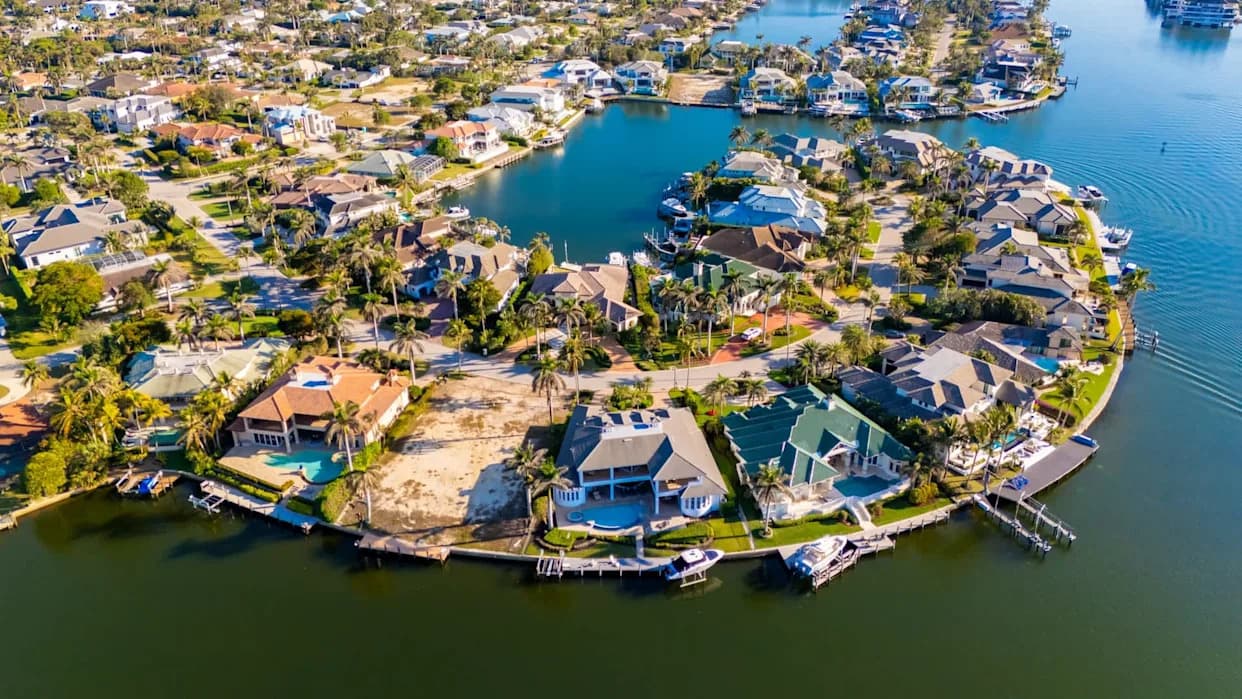 Naučnici Otkrili: Nafta Na Plastici S Plaža Floride Potiče Iz Izliva U Brazilu 2019 — „Dokazi Su Bili Zastrašujuće Jasni“