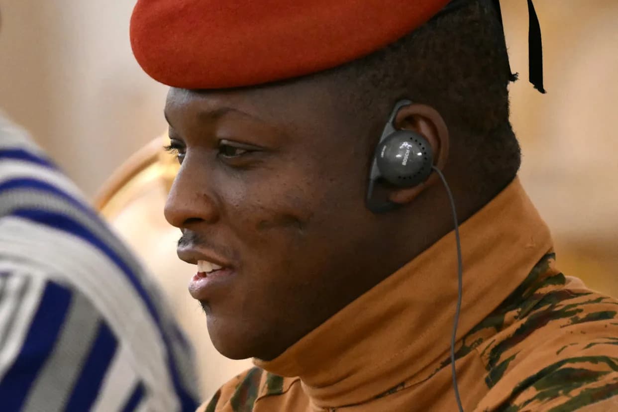 Vojna vlada Burkine Faso raspušta sve političke stranke i preuzima njihovu imovinu