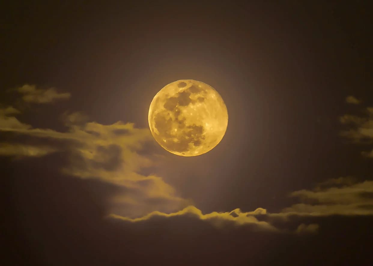 Skoro Pun Mesec Pored Jupitera Ovo Vikend — Februarski "Snow Moon" Je Mikromesec