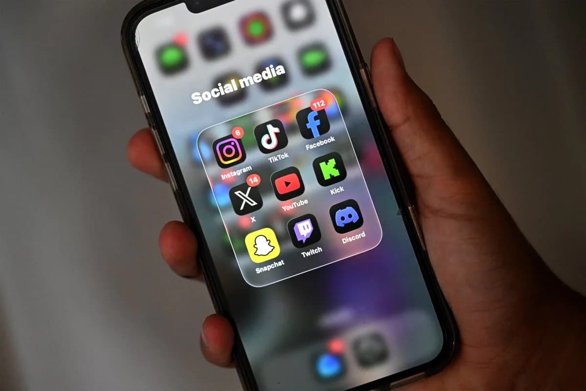 Indija Razmatra Zabranu Društvenih Mreža Za Mlađe Od 16 Godina — Pritisak Raste U Tri Savezne Države