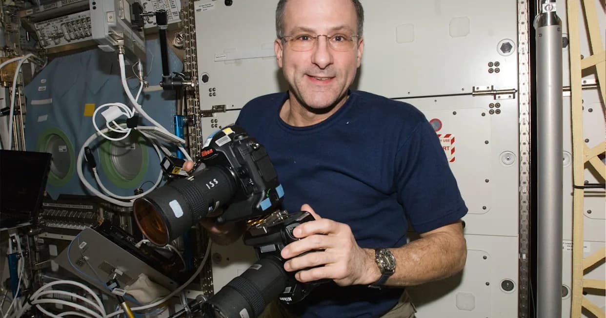 Moderator Na r/aviation Obrišao Fotografiju Astronauta Don Pettita Zato Što Je Bila „Zamagljena” — Pa Je Vratio