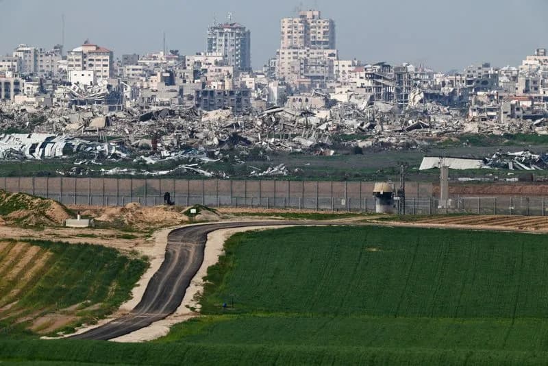 Donatori Ukliješteni: Nema Obavezujućih Sredstava za Američki Plan Obnove Gaze Dok Razoružanje Hamasa Stoji