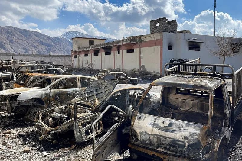 Pakistan Upotrebio Helikoptere i Dronove da Okonča Trodnevnu Opsadu Nushkija — 58 Poginulih