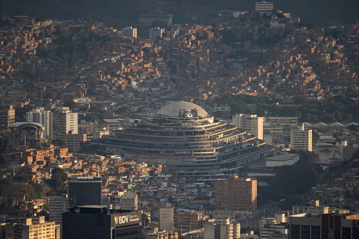 Venecuela Planira Da Pretvori Ozloglašeni El Helicoide U Kulturni Centar — Aktivisti Traže Memorijal