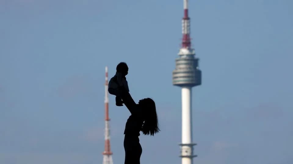 Južna Koreja konačno ima više beba — privremen skok ili početak oporavka?